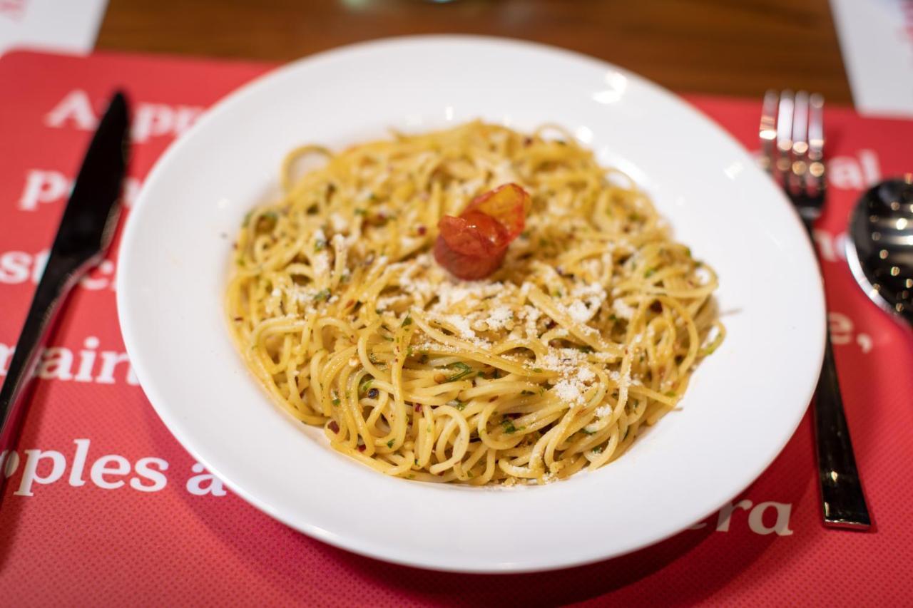 Ginger Mumbai, Goregaon Kültér fotó